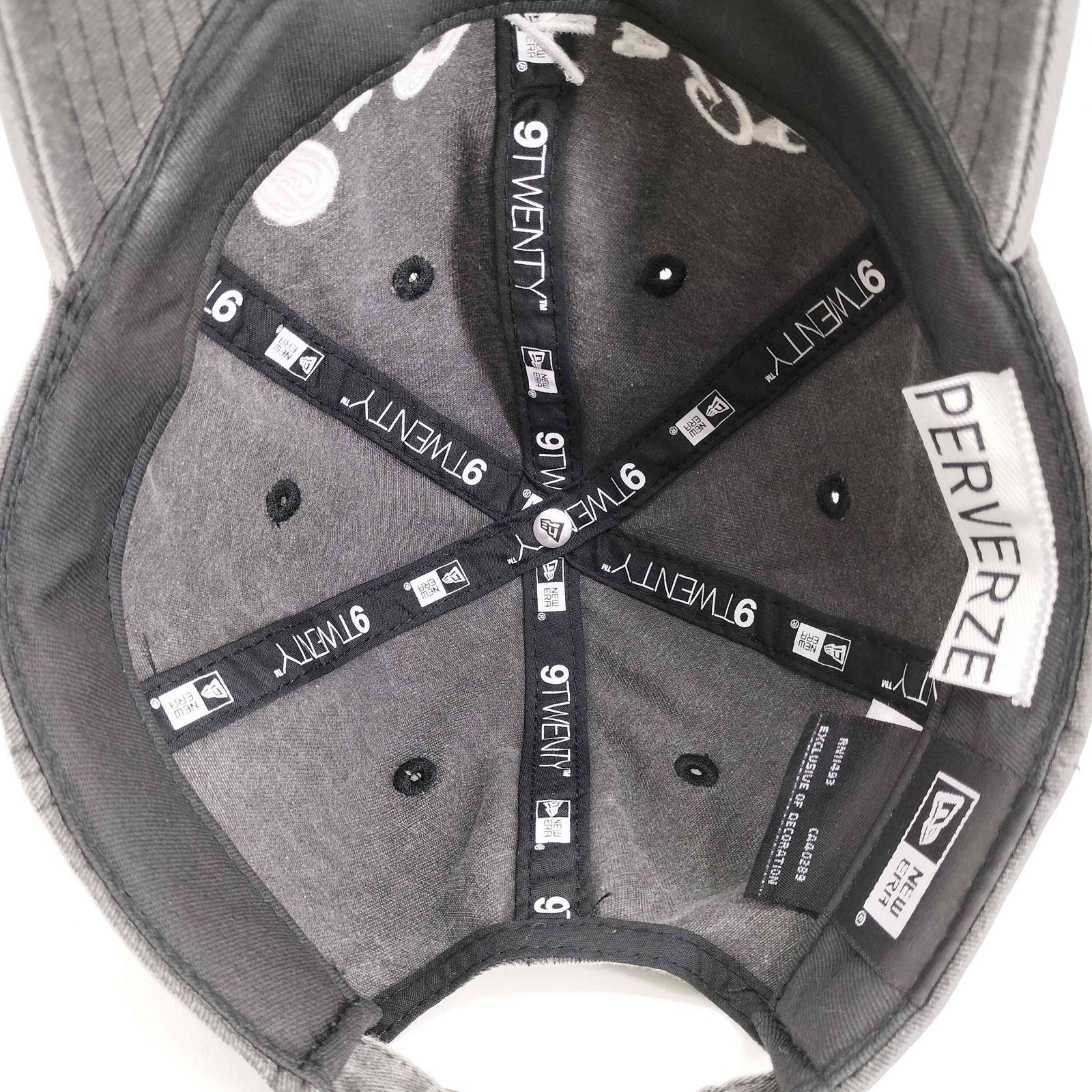 PERVERZE×NewEra Scrap Logo Cap PERVERZE（パーバーズ）の「New Era PERVERZE Scrap Logo Cap