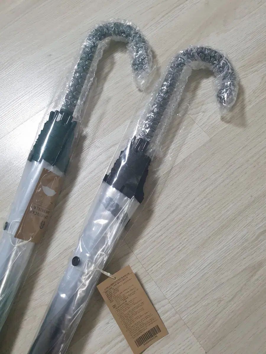 スターバックス 透明な傘