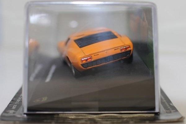 新品 アシェット 1/43 LAMBORGHINI コレクション ミウラ P400