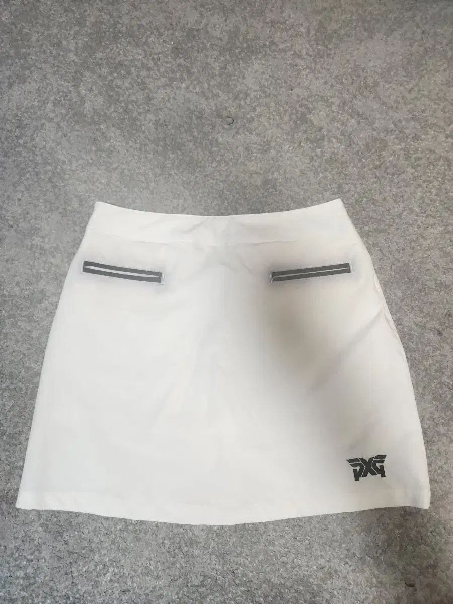 未使用 // PXG レディース 白 ゴルフ スカート - S 【公式通販】