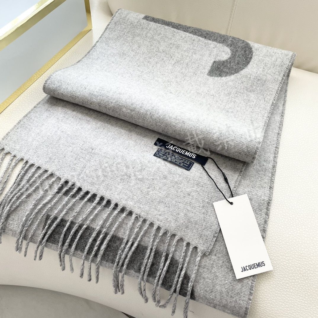 新品未使用🧡Jacquemus 秋冬の大人気ウールマフラーアルファベットジャ  