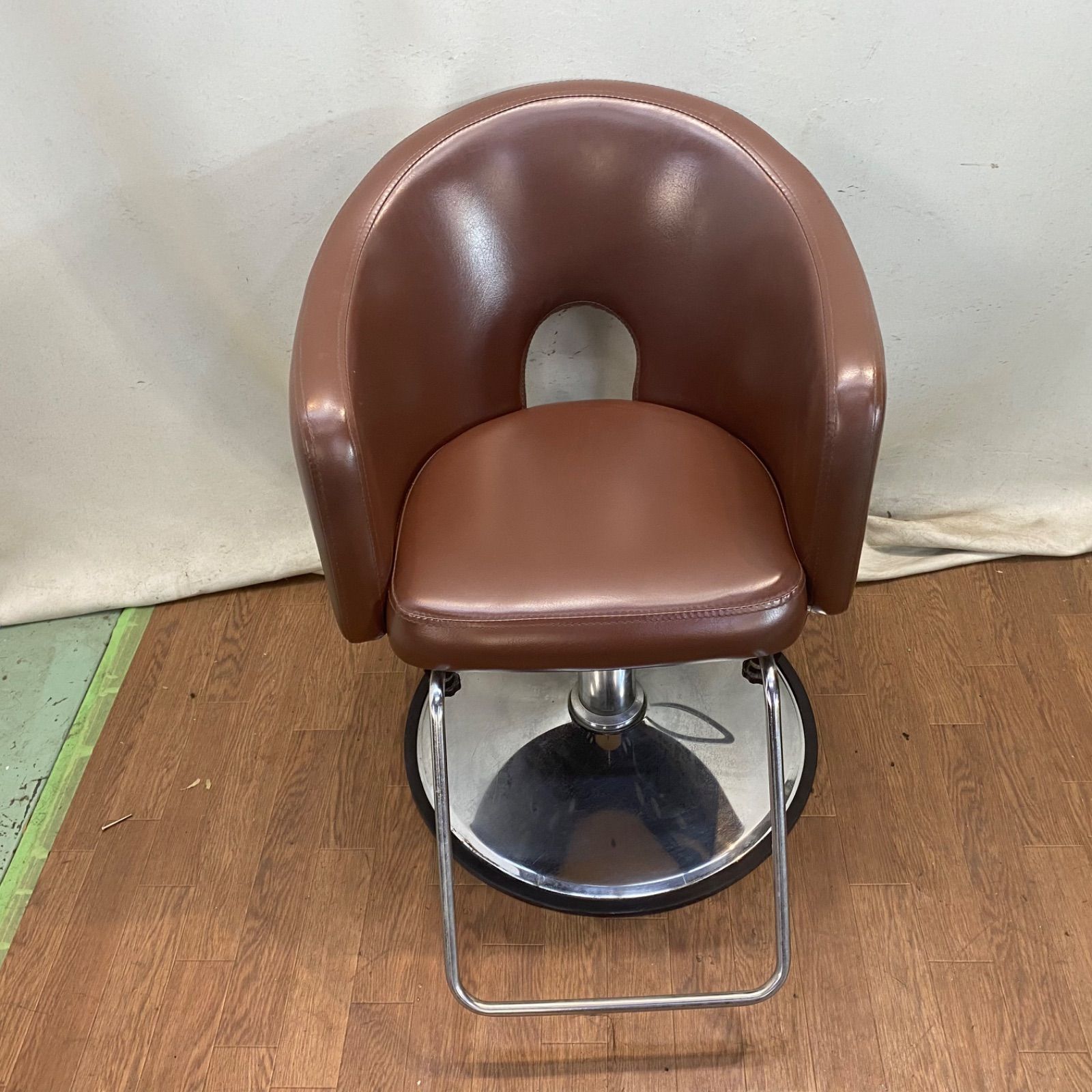 BE-057 スタイリングチェアHD-6273 - メルカリ 