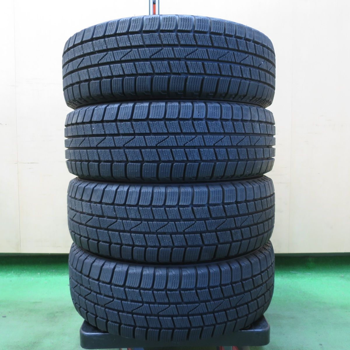バリ溝 ほぼ10分 スタッドレス 175|65R14 ゼトロ アイスエッジ3 ZETRO ice edge3 タイヤ 14インチ デミオ ノート パッソ フィット 等 5041212イスタ
