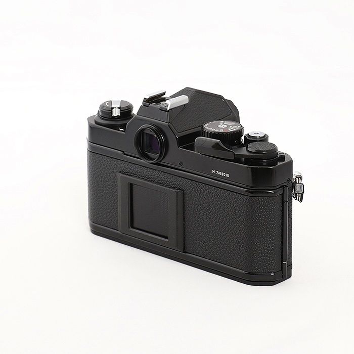 ボディ ブラック