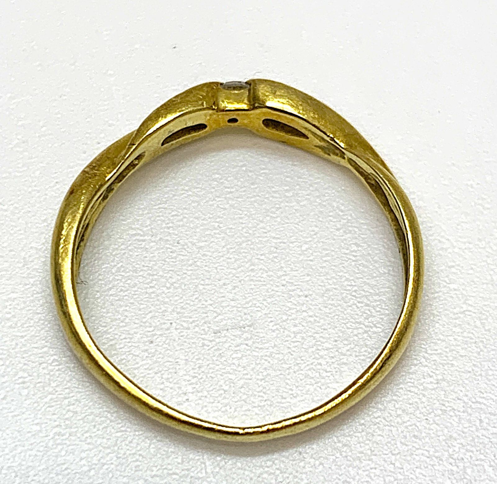 56525396_3