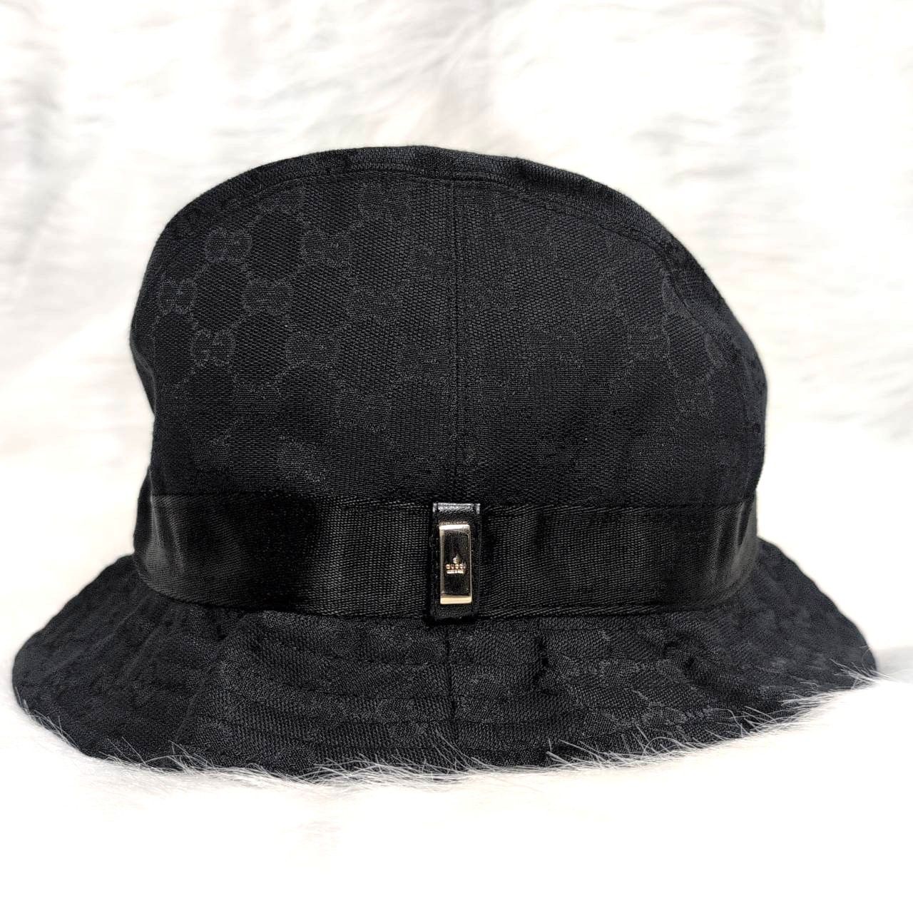 美品✨グッチ GUCCI GG柄 キャンバス バケットハット ブラック Lサイズ 美品 GUCCI GGロゴ ブラック キャンバス バケットハット L