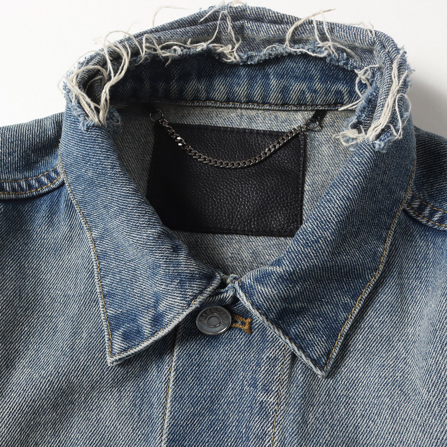 BALENCIAGA ダメージ加工デニムジャケット 48 楽天市場】BALENCIAGA(バレンシアガ) サイズ:2 23SS ダメージ