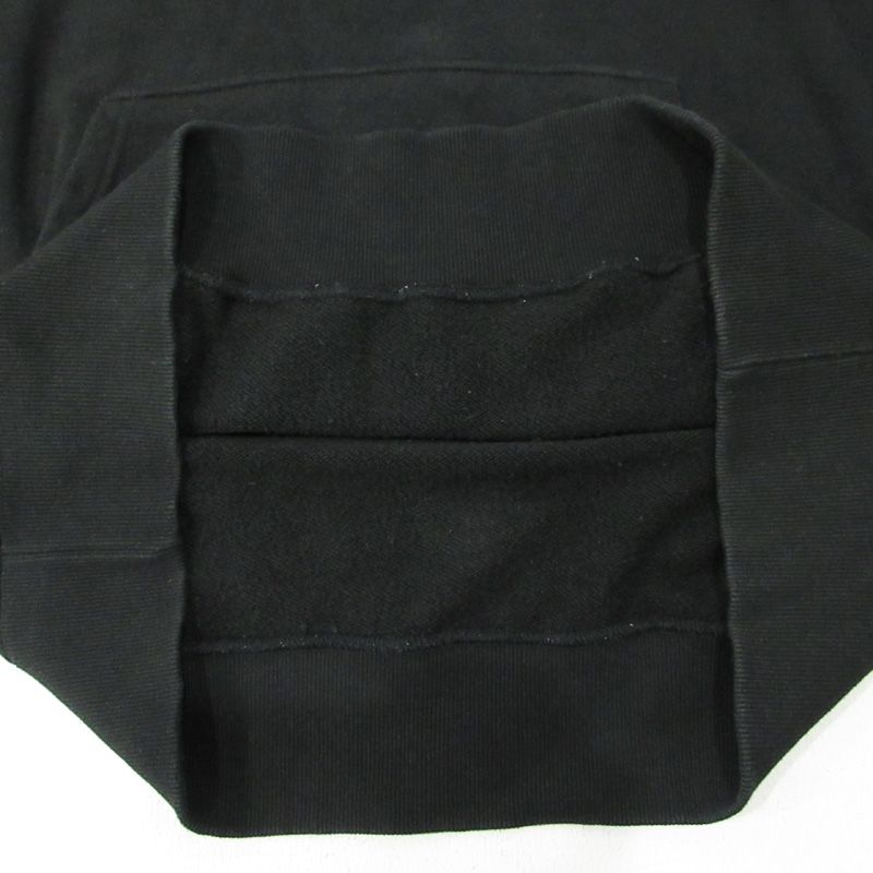 ロゴ刺繍長袖パーカー