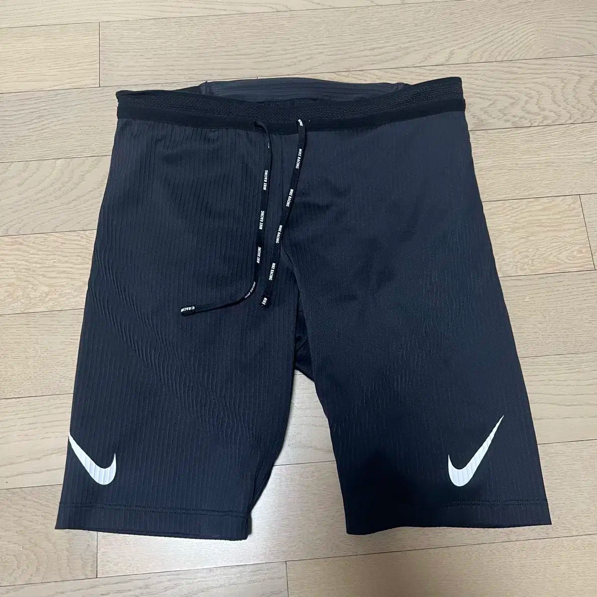 【未使用】NIKE AEROSWIFT ハーフタイツ M NIKE - 【未使用】NIKE AEROSWIFT ハーフタイツ US S パープルの
