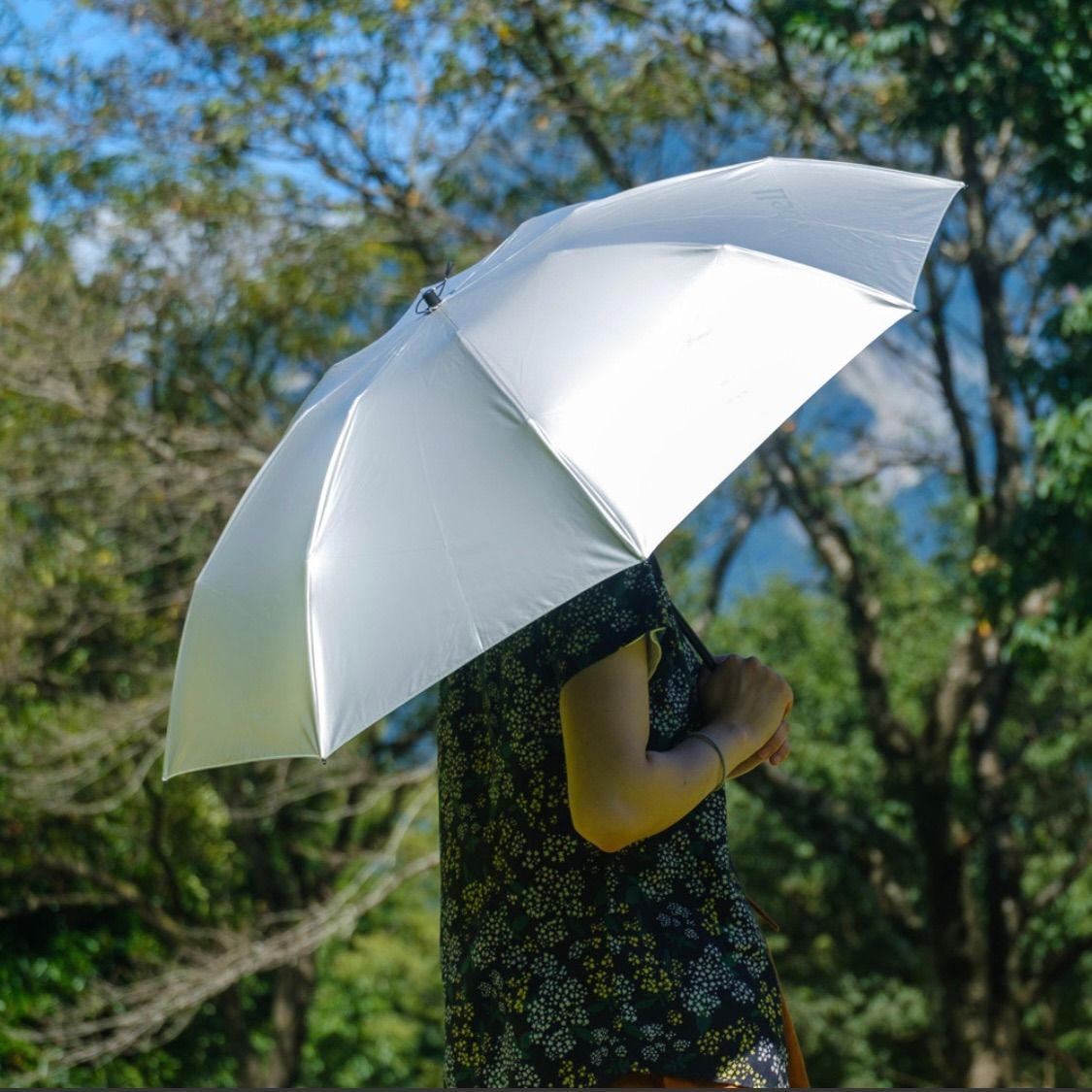 新品未使用】2023年製 モンベル 日傘 晴雨兼用傘 サンブロック
