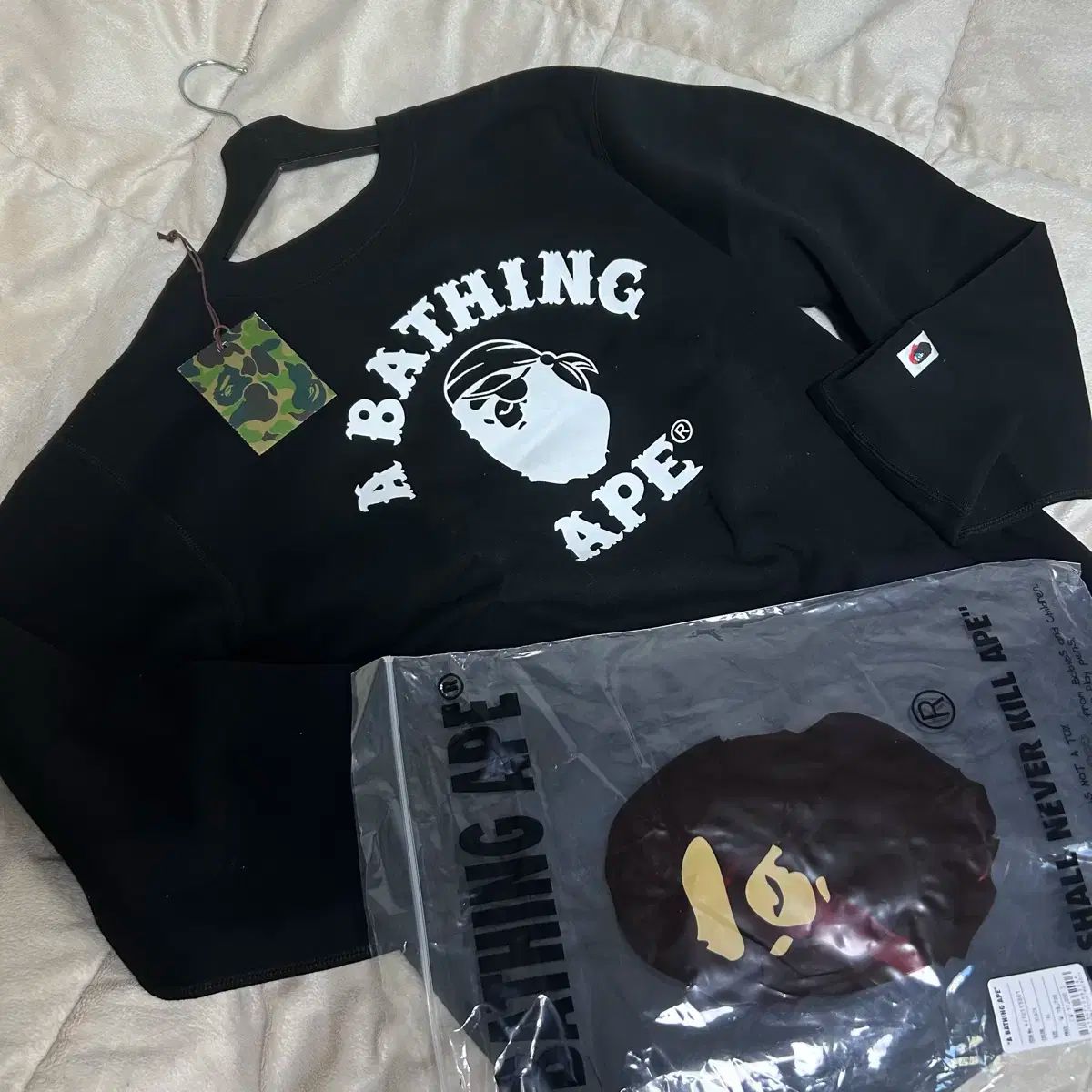 A BATHING APE(アベイシングエイプ) パイロット カレッジ パーカー 黒 