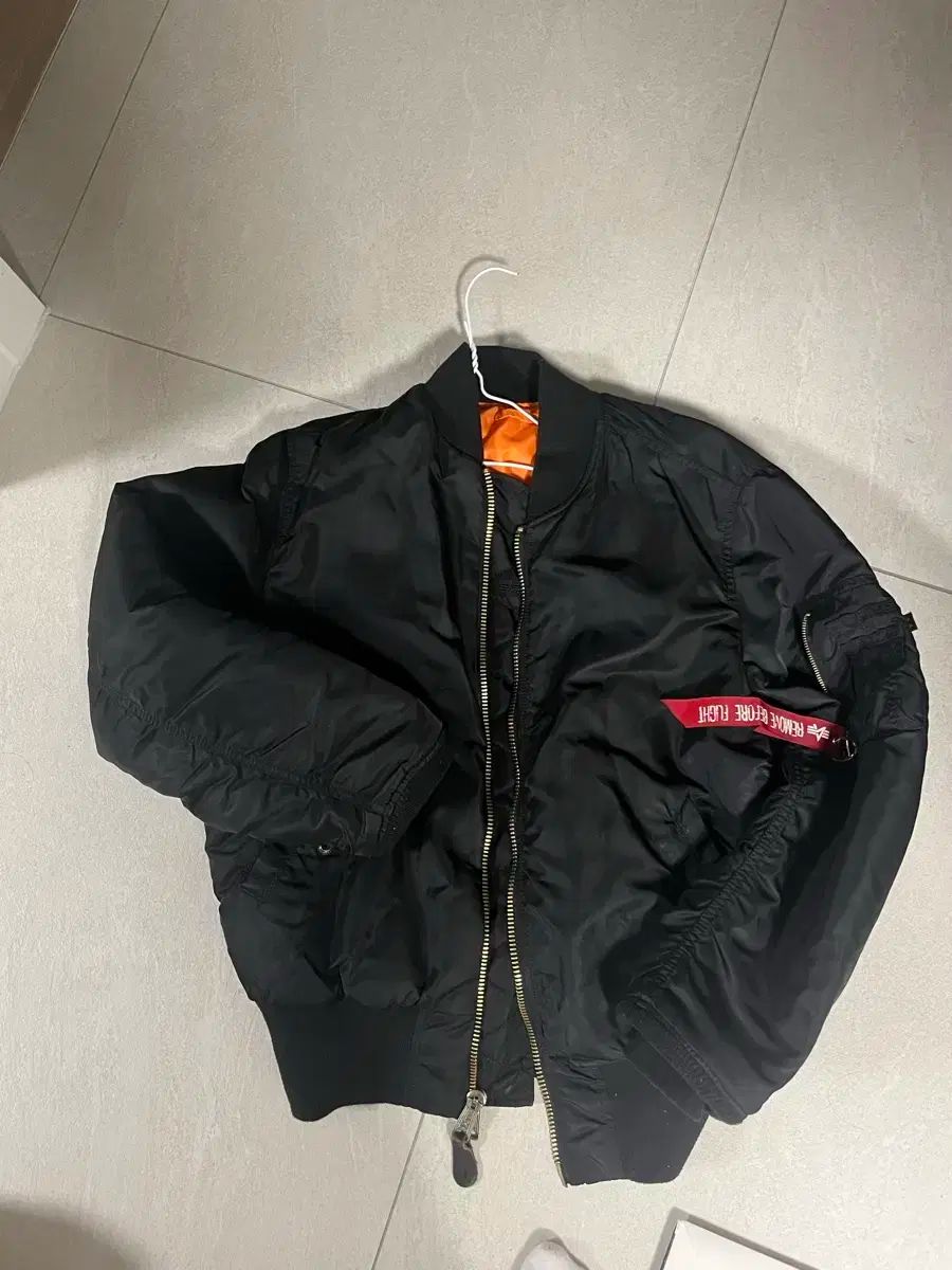ALPHA INDUSTRIES アルファ インダストリーズ ma1