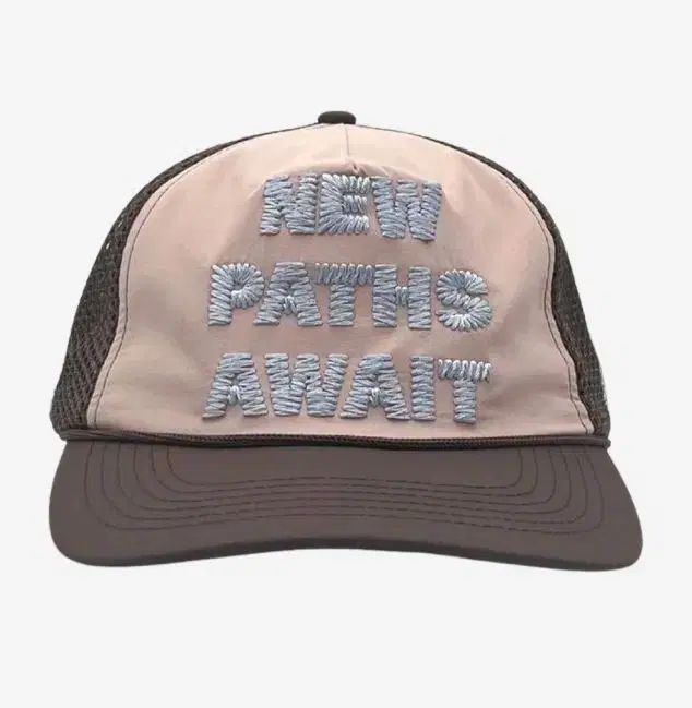 レックス ジョノ x ウッズ ニュー パス アウェー トラッカー ハット ベージュ