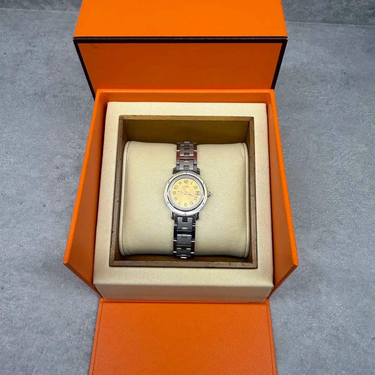 HERMES
