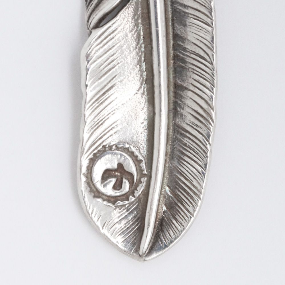 GORO'S 上銀特大フェザー 左向き 12.9G ネックレス - メルカリ