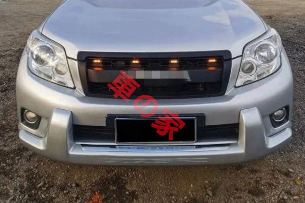 TOYOTAロゴ付き 2009－2013年 トヨタ ランドクルーザープラド 150系 前期 LED付き フロントグリル フロントガーニッシュ