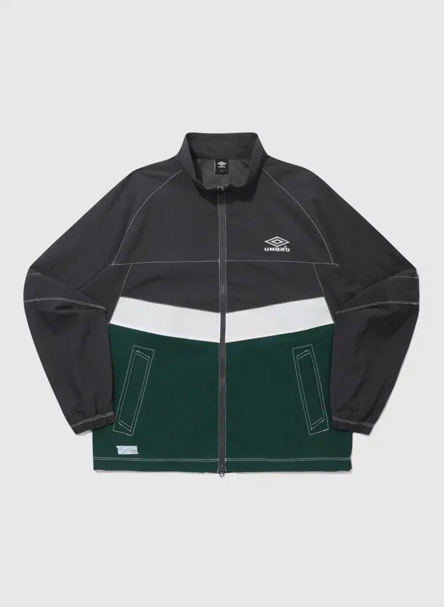 umbro アンブロ クリスピー タスラン 長袖 ウィンドブレーカー ジャケット DARK CHARCOAL