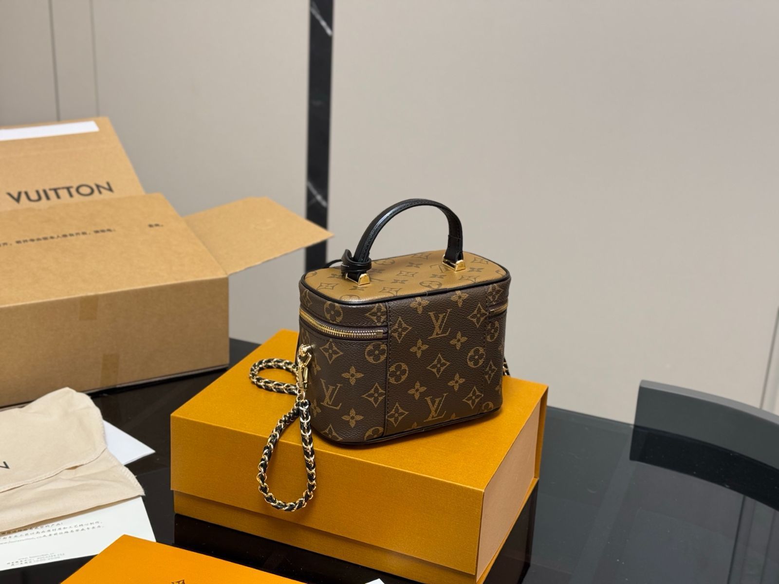 残少！Louis Vuitton ルイヴィトン NICE VANITY Louis Vuitton Nice Vanity Case BB Brown Canvas for sale