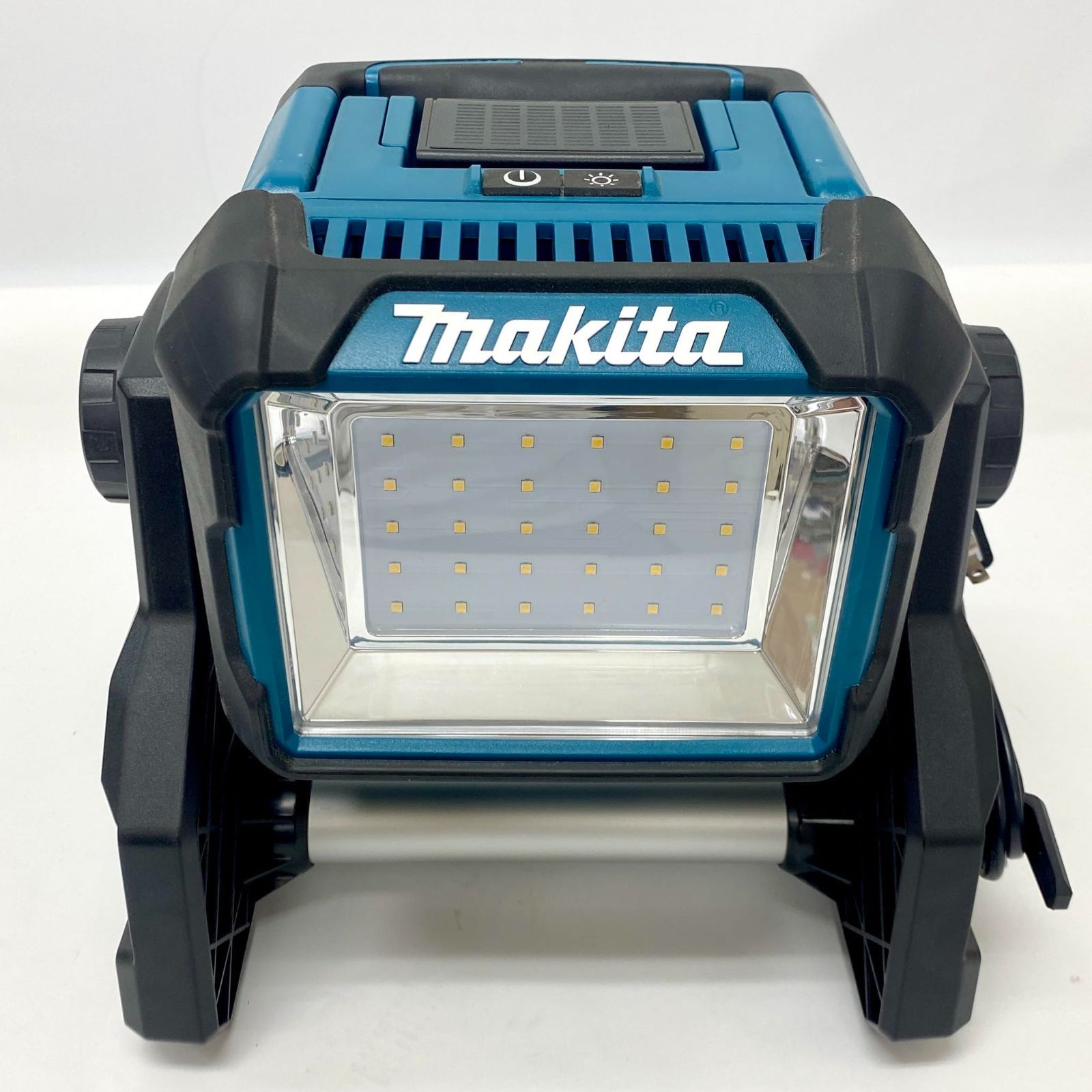 マキタ ML811 スタンドライト バッテリ別売 3558