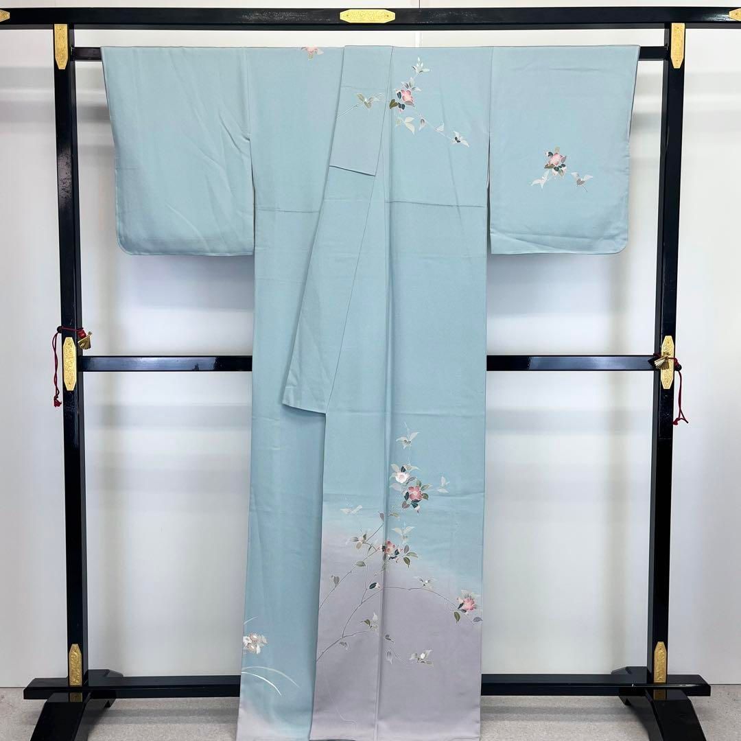 付下げ 椿の花模様 友禅 縮緬 暈し染 淡水色 しつけ糸 K-3933