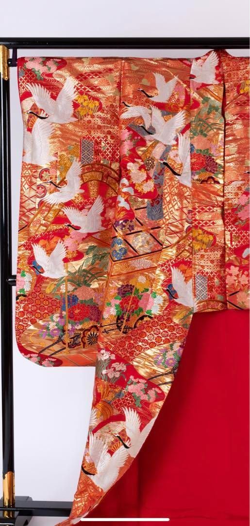 50%OFF! 125,000円→62,500円】花嫁色打掛け 朱色/金刺繍 鶴/松竹梅 
