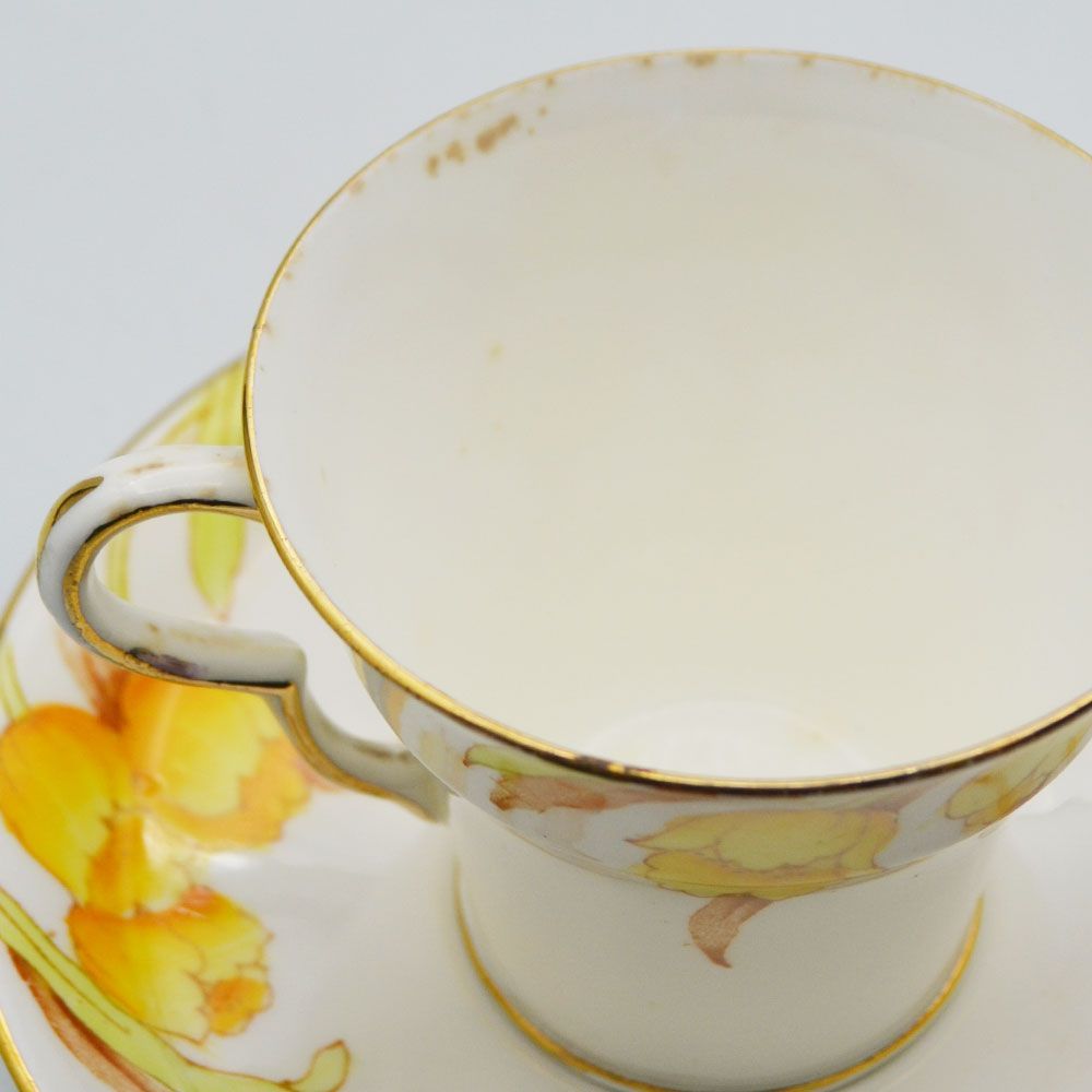 イギリスアンティークティーカップトリオ イギリスアンティークティーカップトリオ