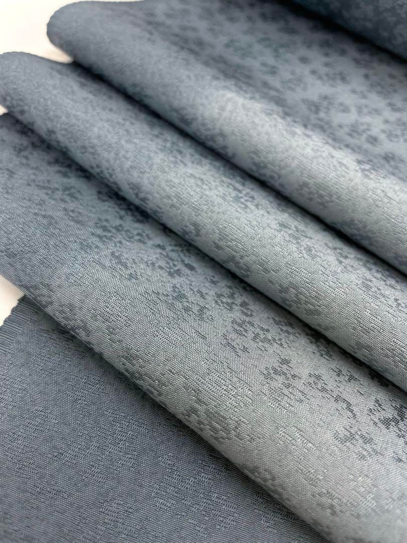 小紋 紋意匠 縦ぼかし ブルーグレー色系 正絹 反物 - メルカリ