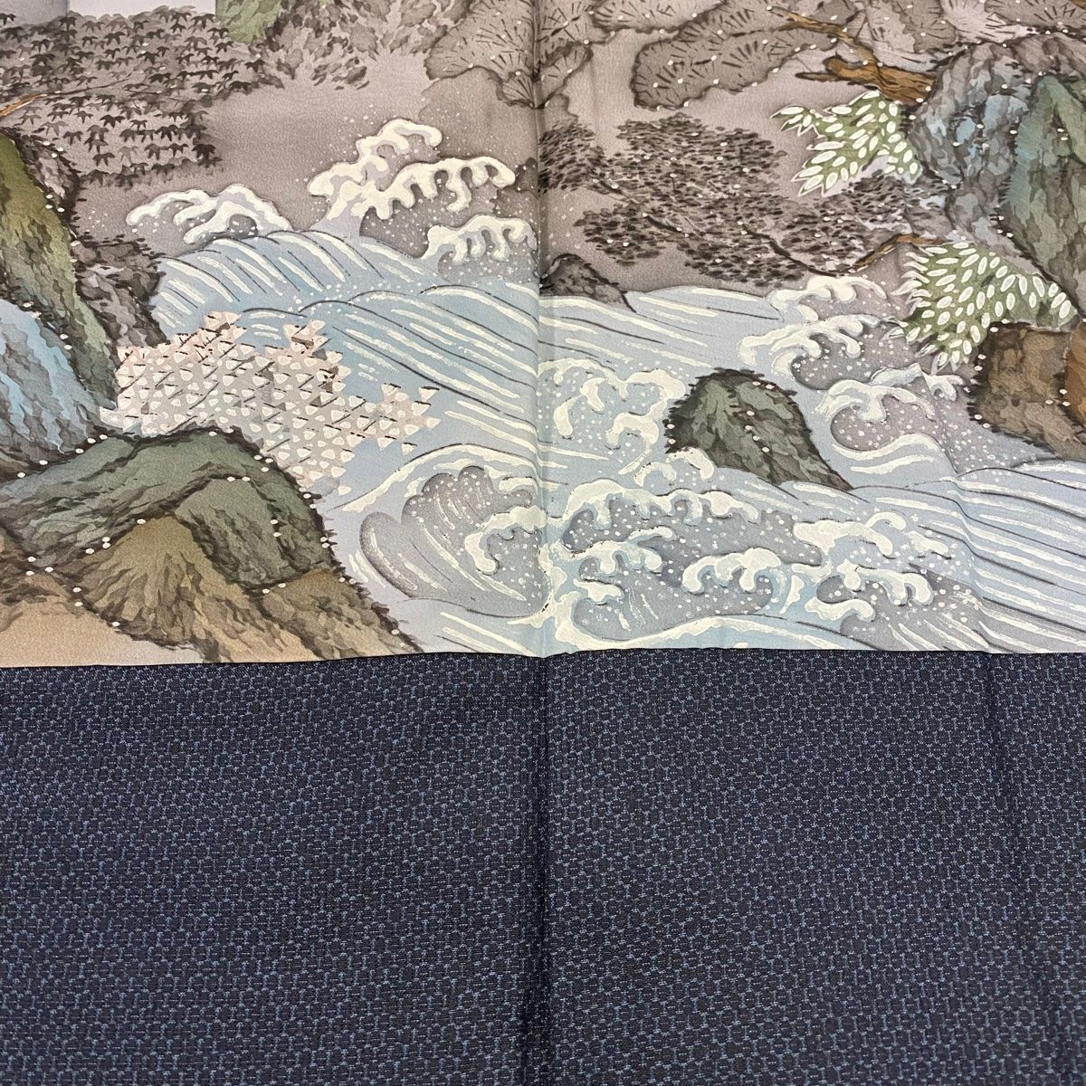 亀甲絣 紺色