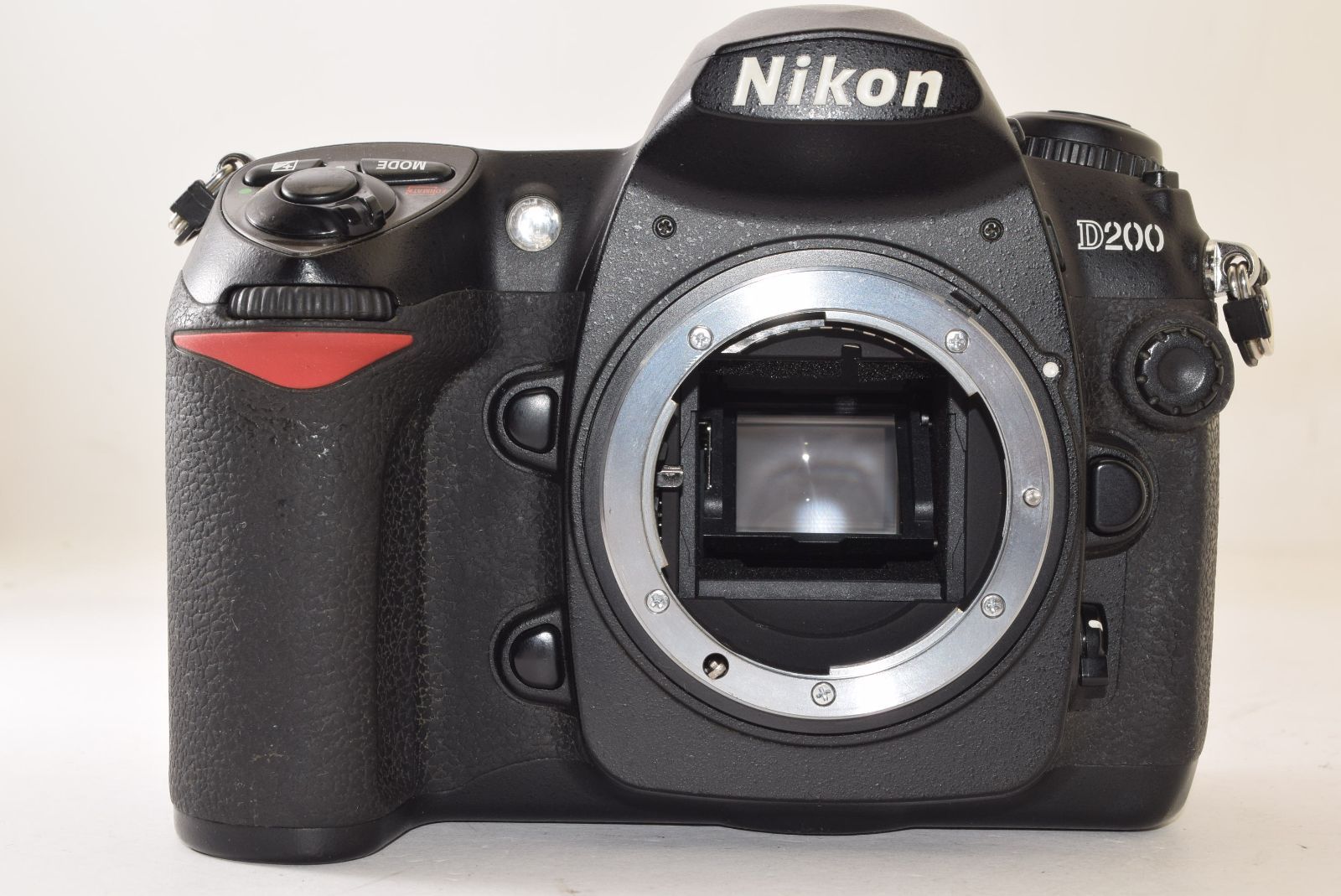 Nikon ニコン D 200 ボディ デジタル一眼レフカメラ
