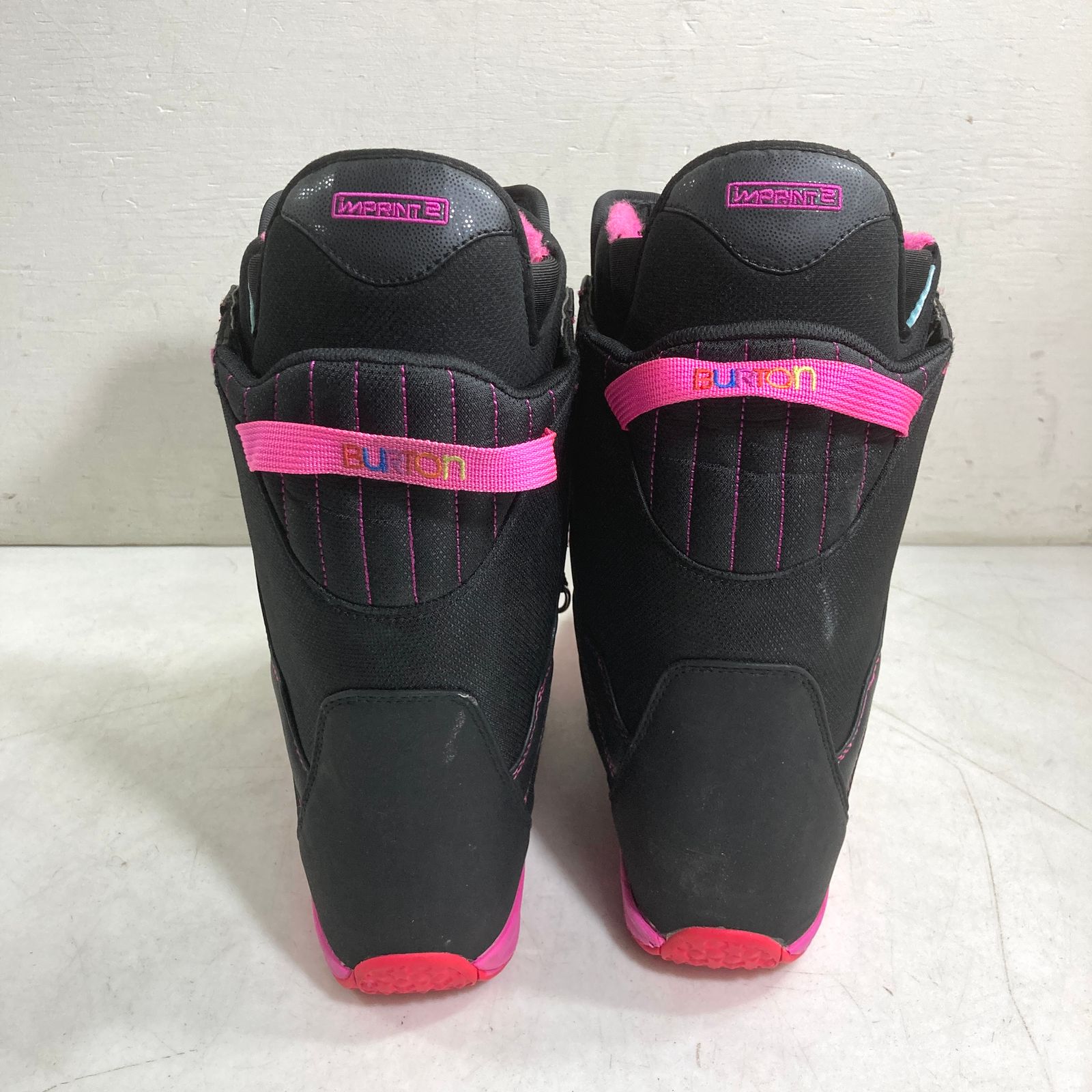 Burton BOOTIQUE スノーボードブーツ ブラック/ピンク 女性用 Burton BOOTIQUE スノーボードブーツ ブラック/ピンク 女性用 【公式通販】