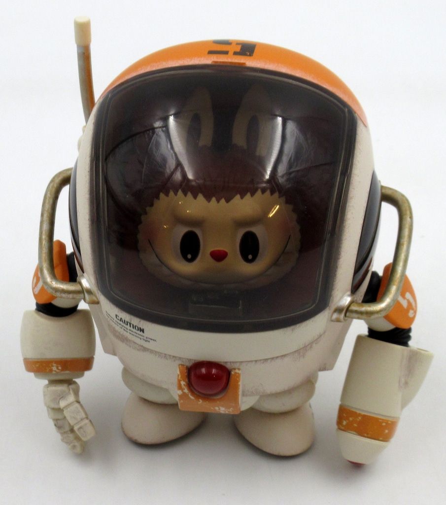 POPMART THE MONSTERS X Kow Yokoyama Maschinen Krieger Ausf.G