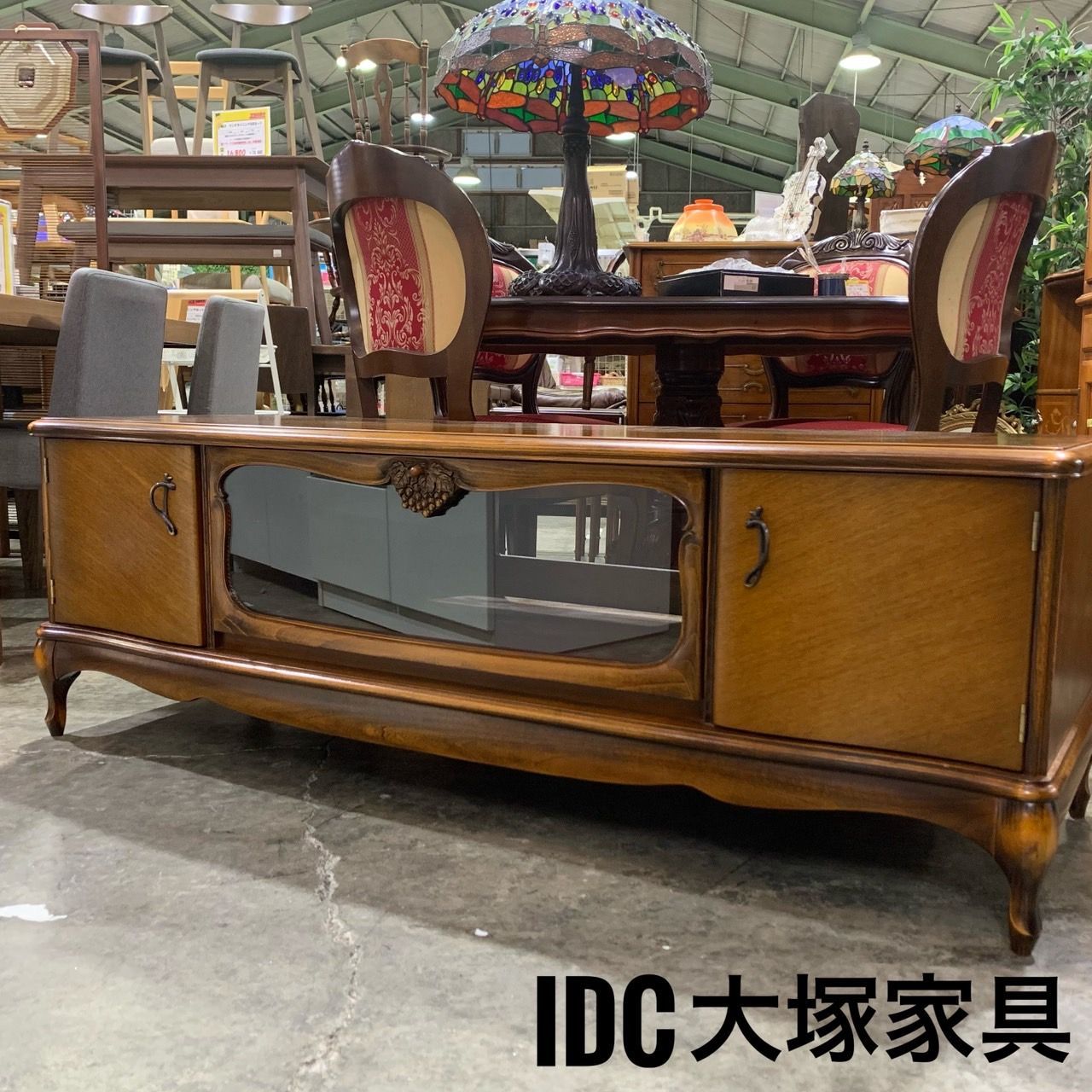 IDC大塚家具 カンティーニュ テレビボード アンティーク色 25万 ローボード アンティーク 松永工房 - メルカリ