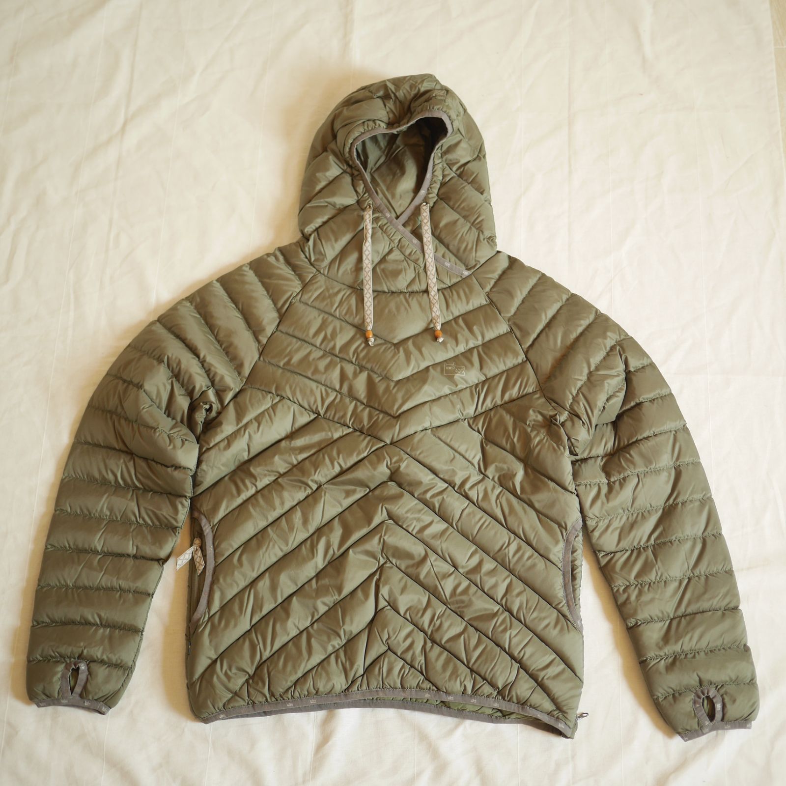 VARGKLADER ヴァーグクレイダー ALGON DOWN HOOD ANORAK エルゴーン ダウン フード アノラック moss green モスグリーン アウトドア スウェーデン トレッキング ハイキング UL