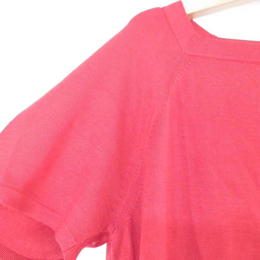 BURBERRY レッド トレーナー Burberry Crew Neck Jumper, $382 | farfetch.com | Lookastic
