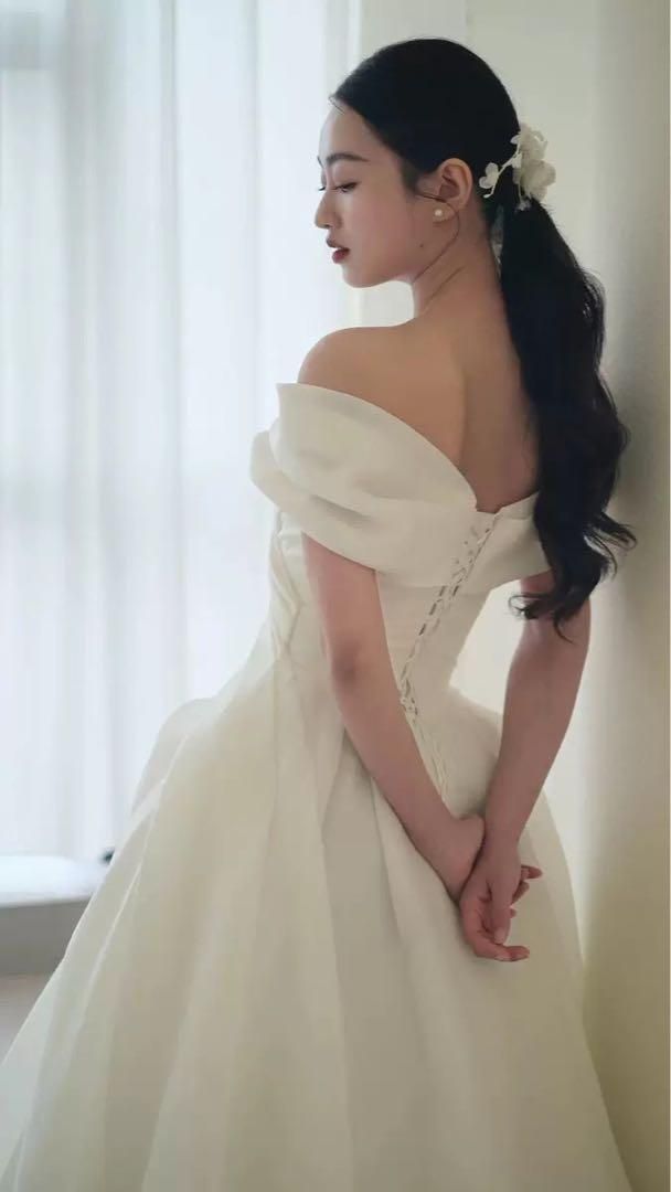 ロング丈プリンセスライン✦ウェディングドレスエレガントな魅力 ロング丈プリンセスライン✦ウェディングドレスエレガントな魅力
