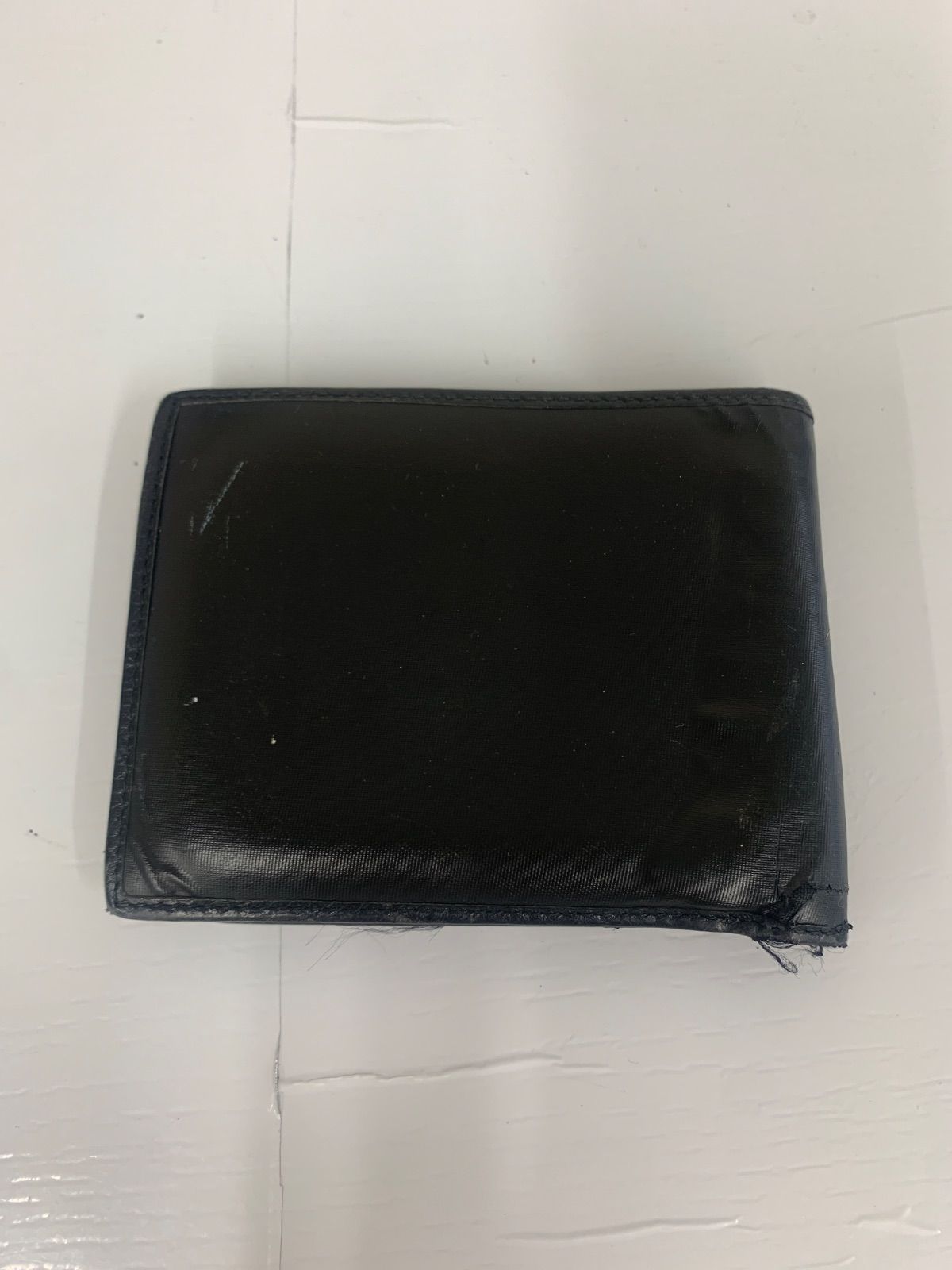 【未使用品】HUNTING WORLD ハンティングワールド　二つ折り財布　黒 ハンティングワールド HUNTING WORLD 財布 二つ折り財布 526-220
