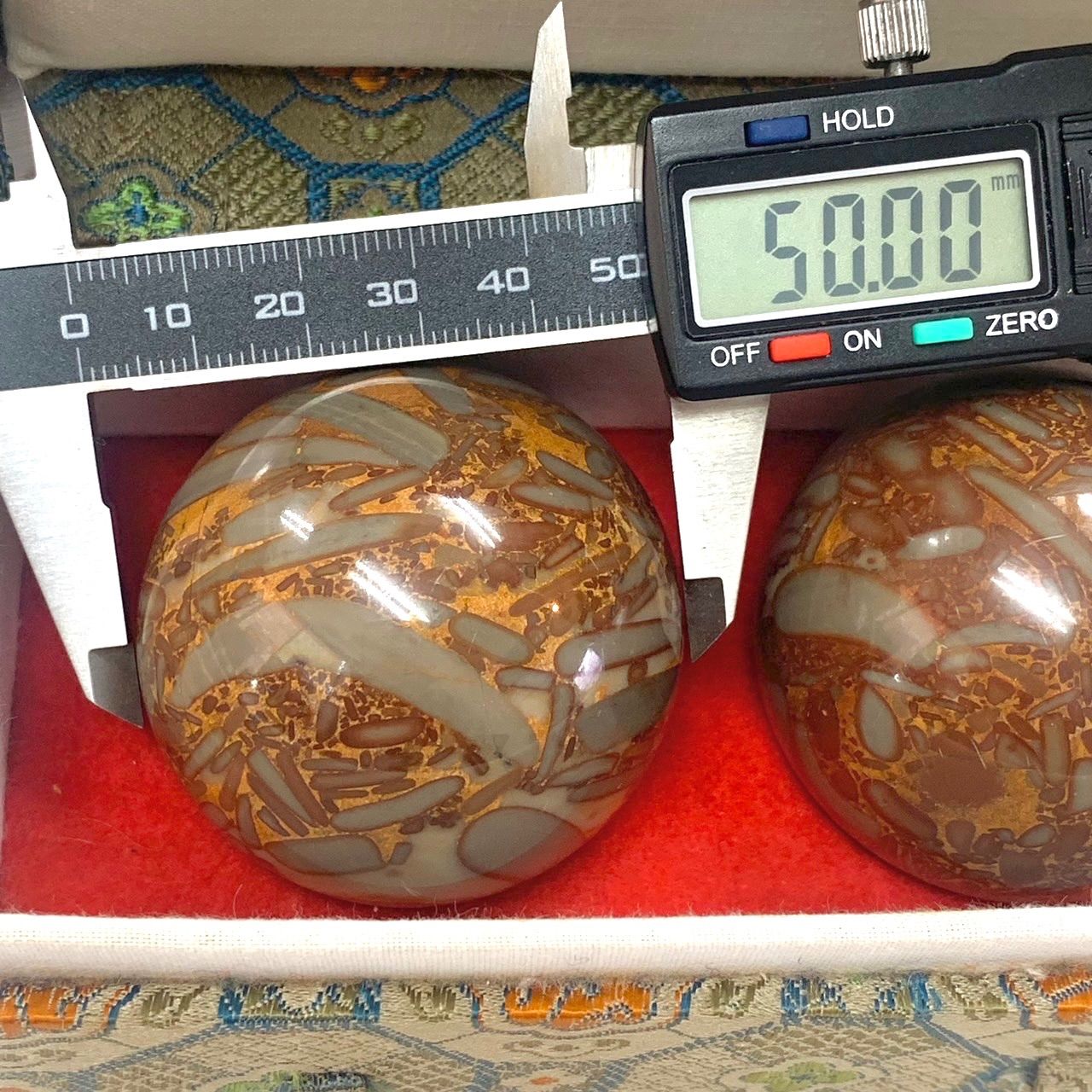 中国健身球⭐️パワーストーン】 箱付き2個セット 中国健康器具 石楼山