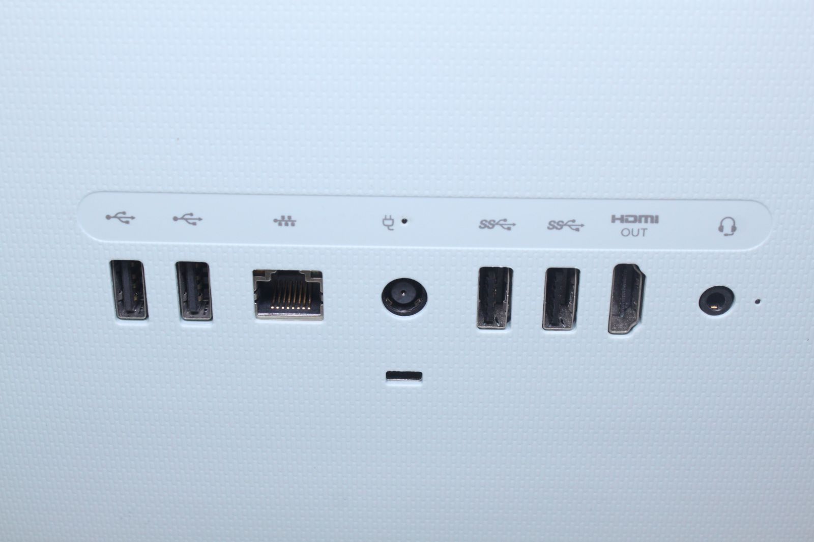 HP/一体型デスクトップPC/TPC-Q045-22/Win11/Intel Core i3-8100T 