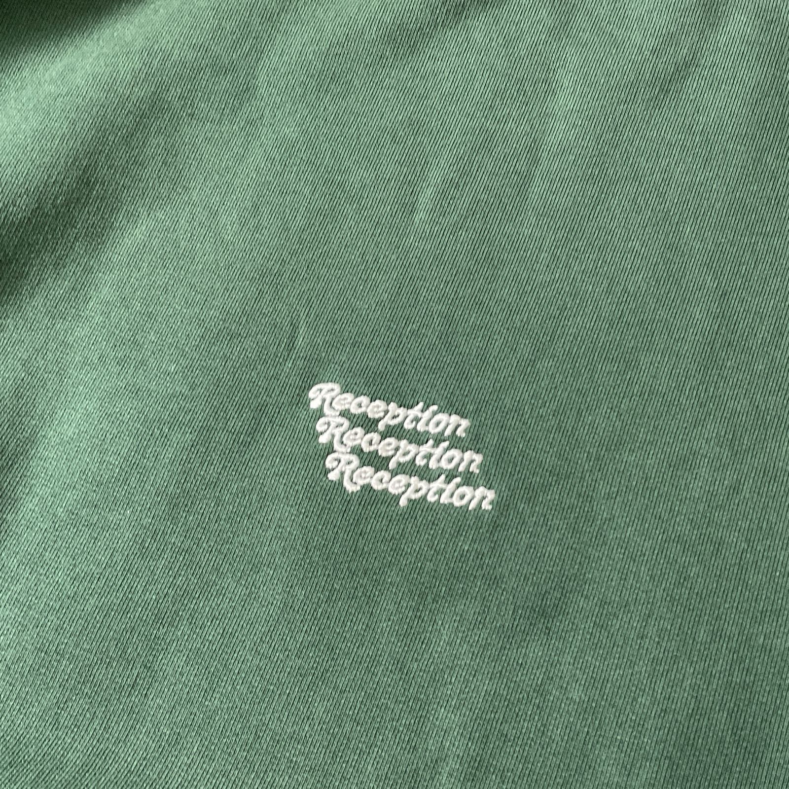 定価1.9万 Bshop別注 Reception ロゴ刺繍 クルーネック 定価1.9万 Bshop別注 Reception ロゴ刺繍 クルーネック