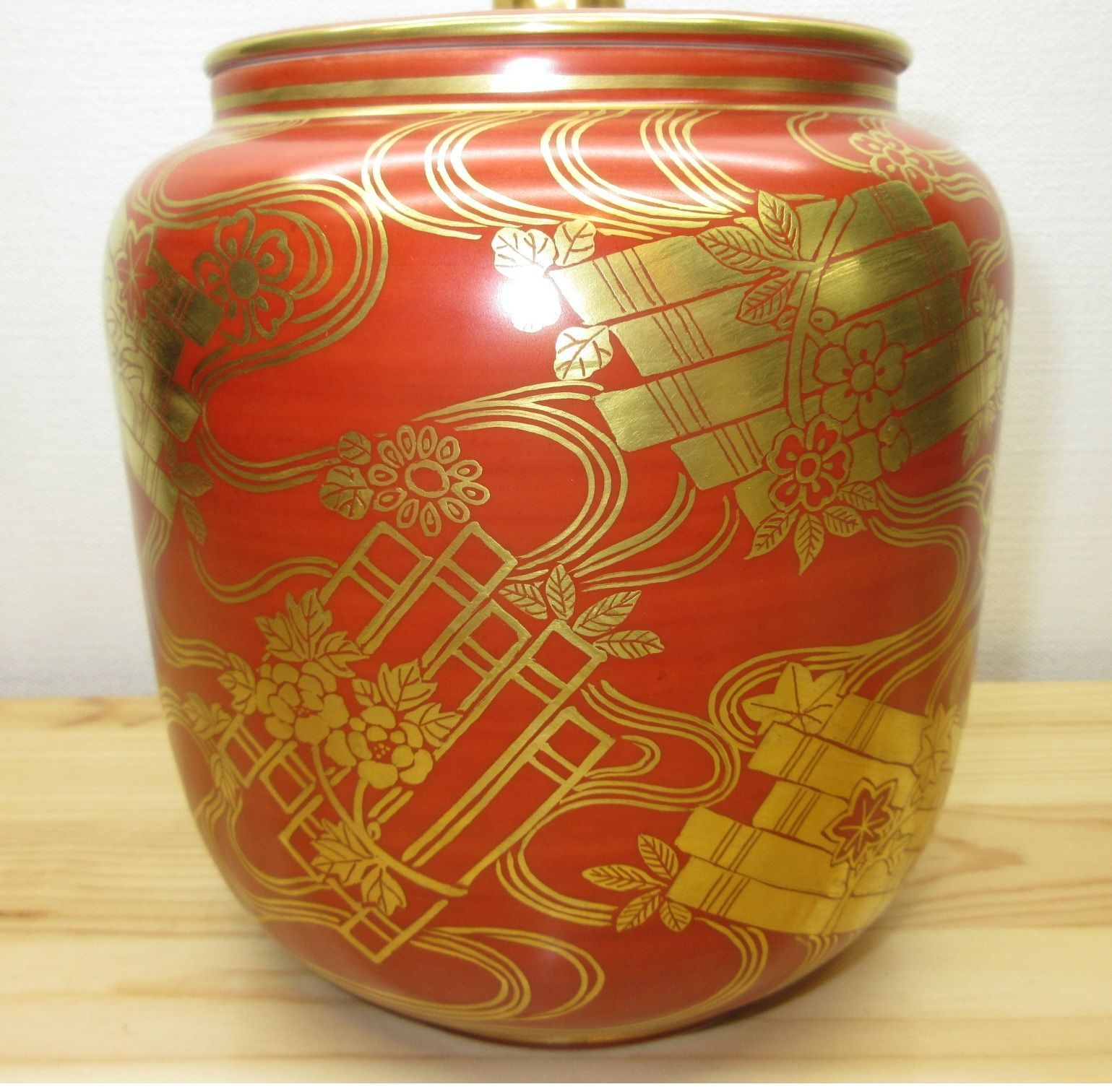 送料込【逢絢亭・新品】茶道具 水指 京焼 朱欄手 花筏の図 五山窯 林淡幽 共箱 逢絢亭・新品】茶道具 水指 京焼 朱欄手 花筏の図 五山窯 林淡幽