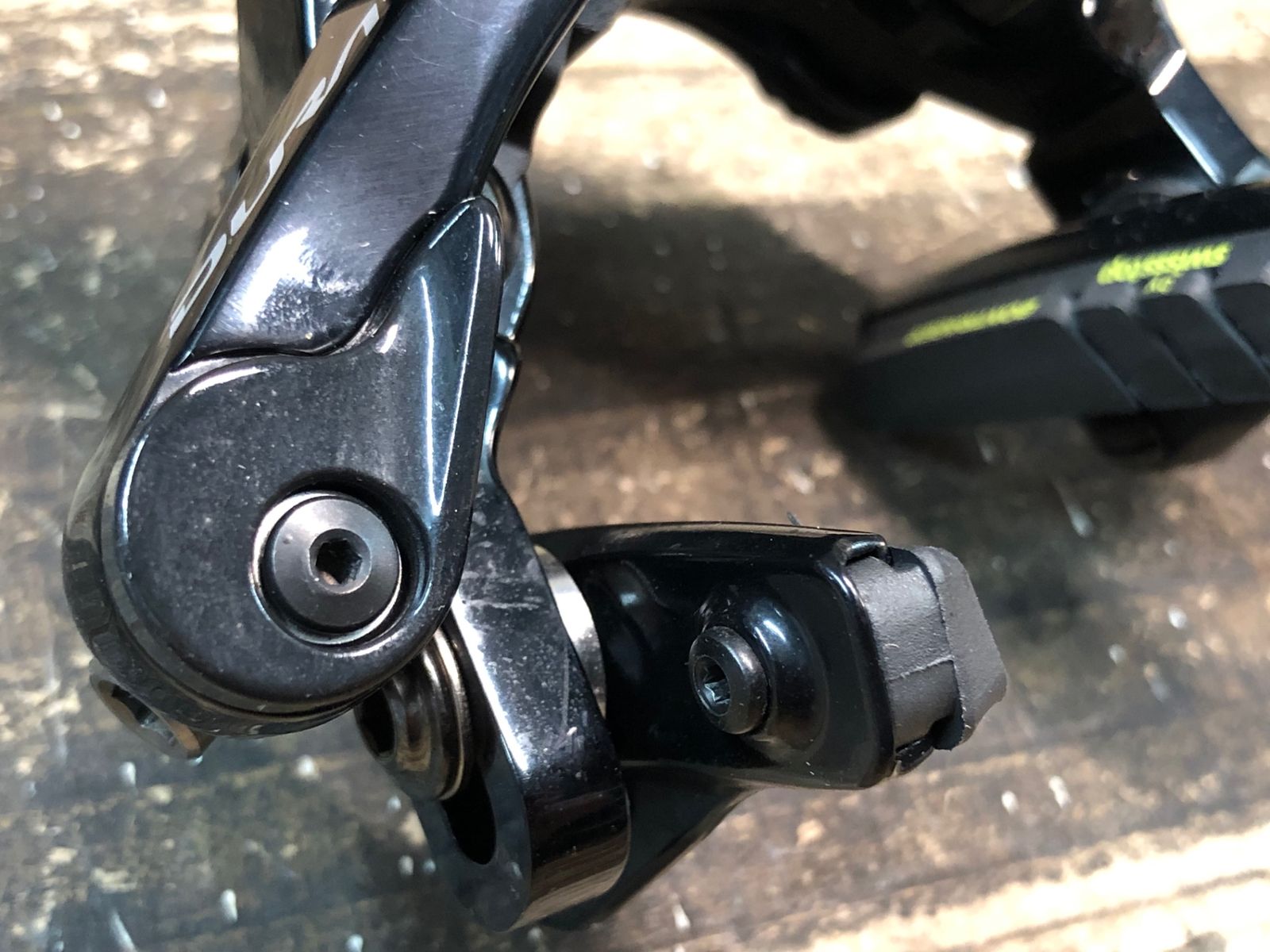 デュラエース DURA-ACE