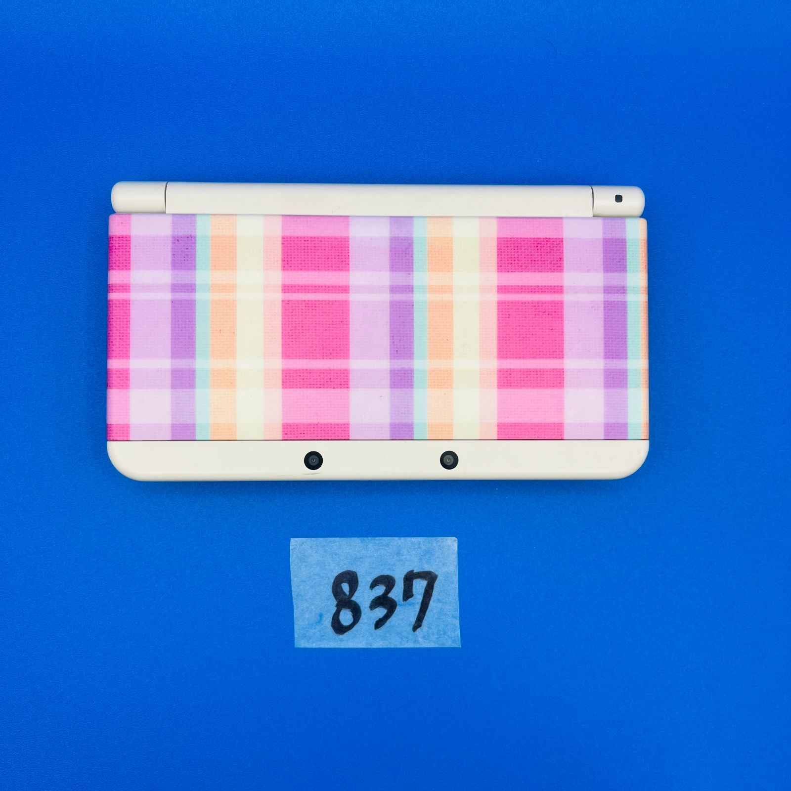 ◇837 【通電OK】New 3DS ホワイト＋きせかえプレート マドラス 