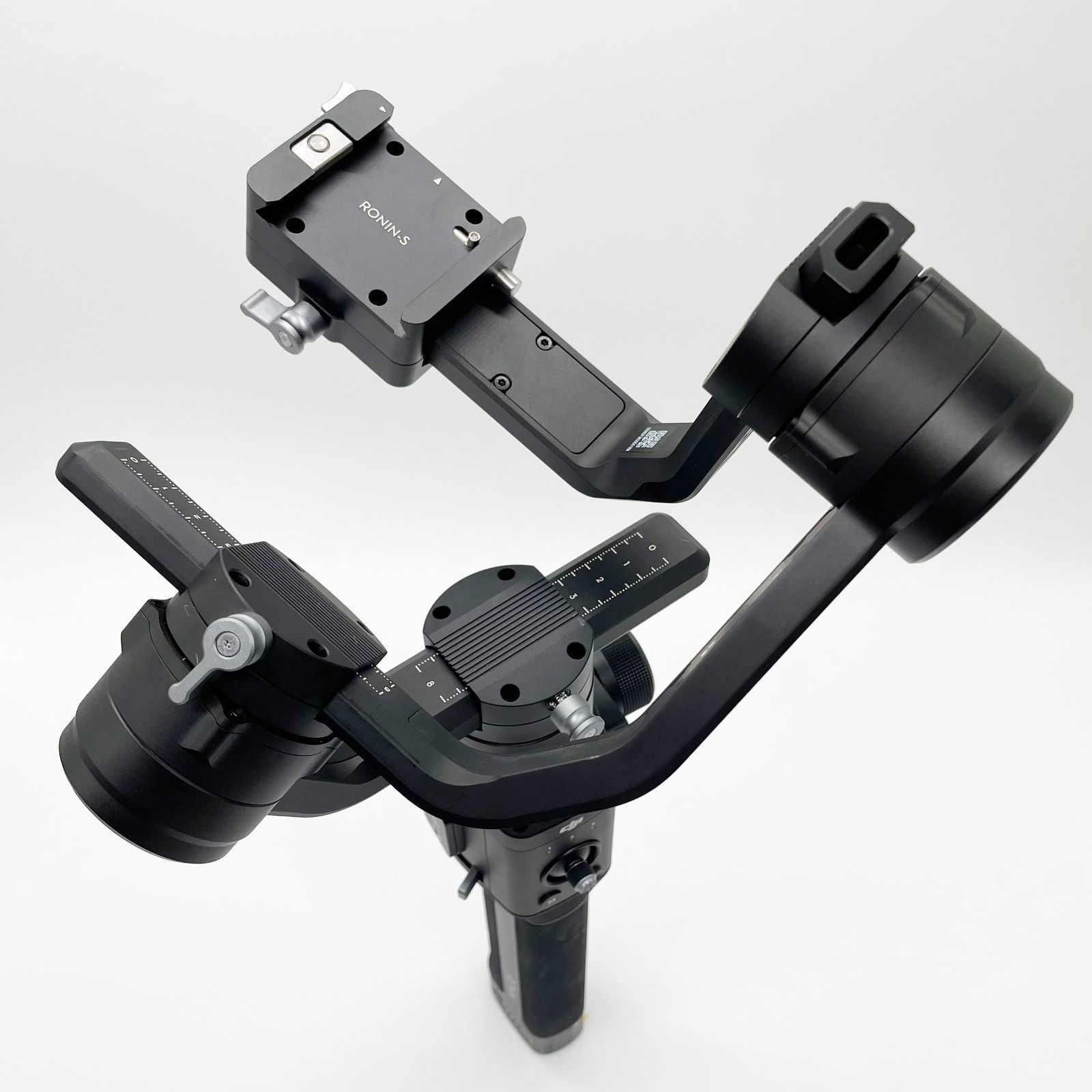 ☆ DJI RONIN-S 一眼/ミラーレス用ジンバル - メルカリ