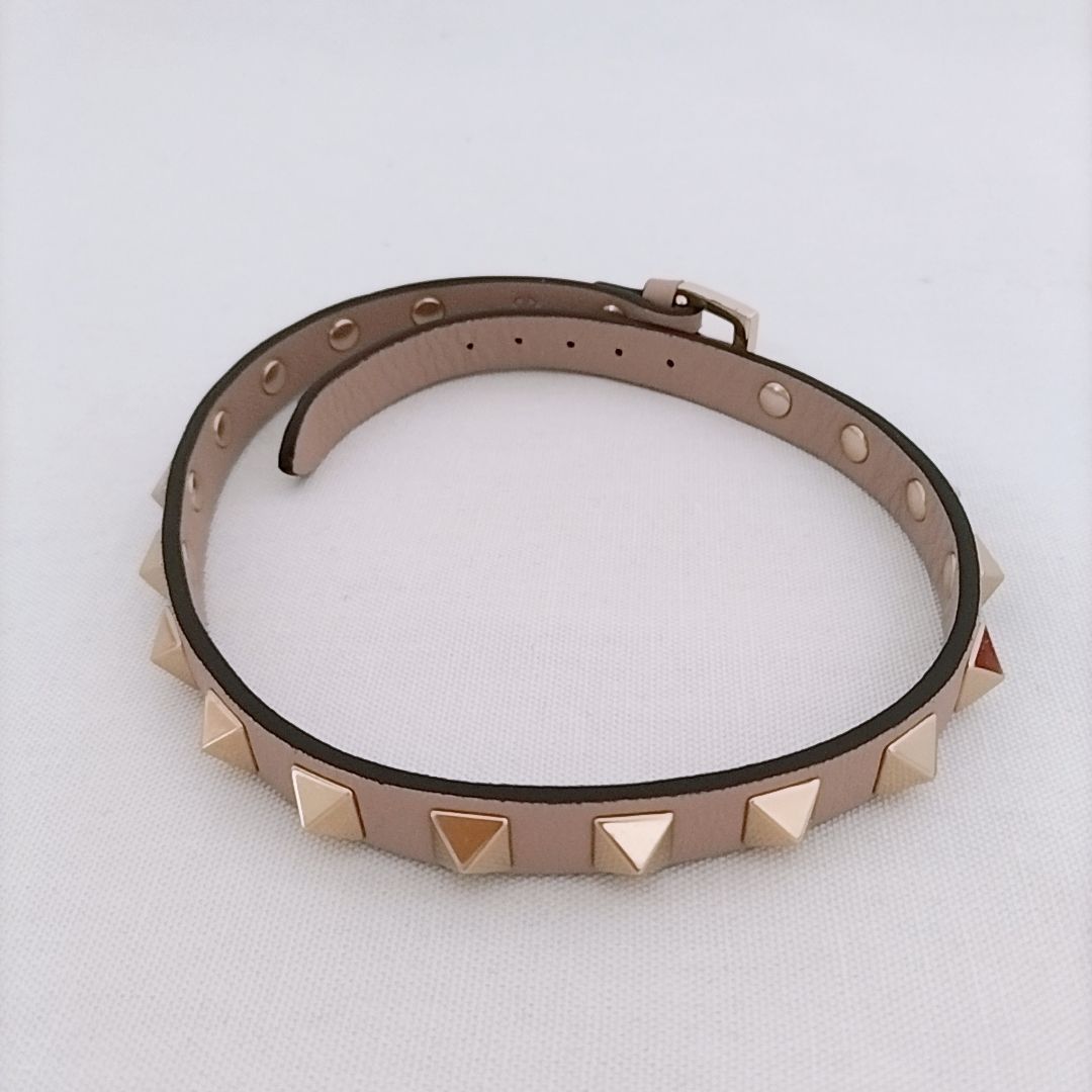 ヴァレンティノ Valentino ロックスタッズ レザー ブレスレット ピンク VALENTINO ヴァレンティノ ロックスタッズ ブレスレット ピンク