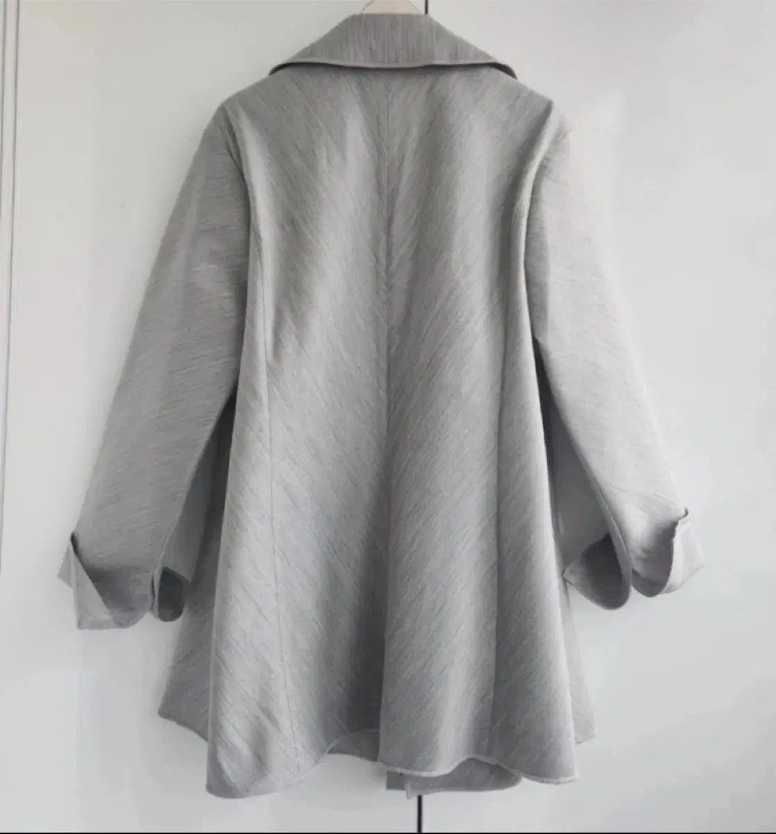 The HANDSOME ランバンジャケット