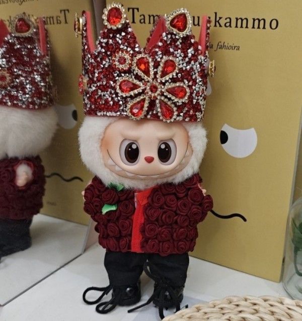 labubu G-DRAGON 水色 ぬいぐるみ服 ジヨン 【予】 - メルカリ