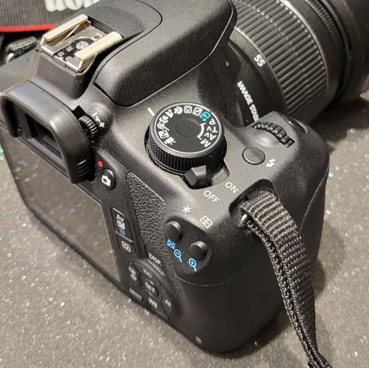 Canon EOS Kiss X7i ダブルズームキット 動作確認済み Canon