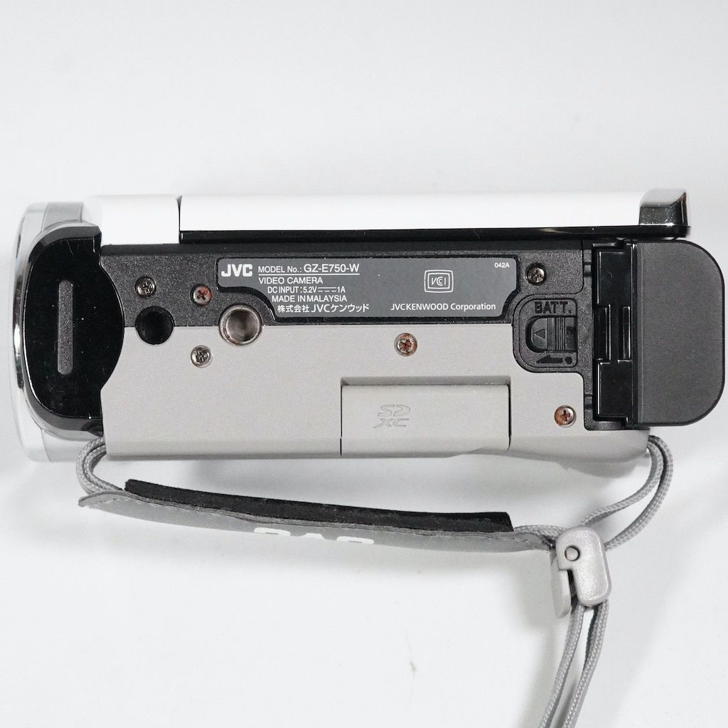 JVC Victor Everio GZ-E750-W ホワイト 動作OK 1週間保証 /1569 - メルカリ