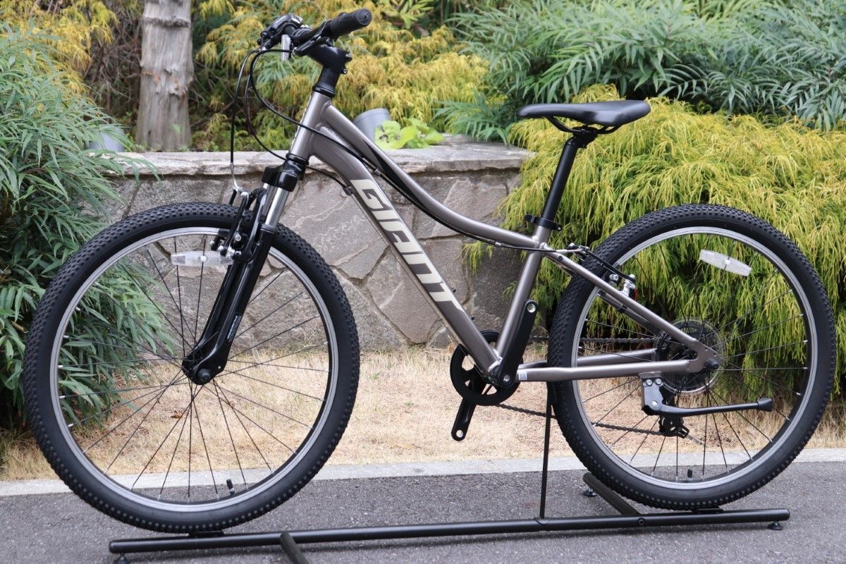 GIANT XTC JR24 24インチ アルミ シマノ7速 本格子供用MTB GIANT XTC JR24 24インチ アルミ シマノ7速 本格子供用MTB GIANT XTC JR24