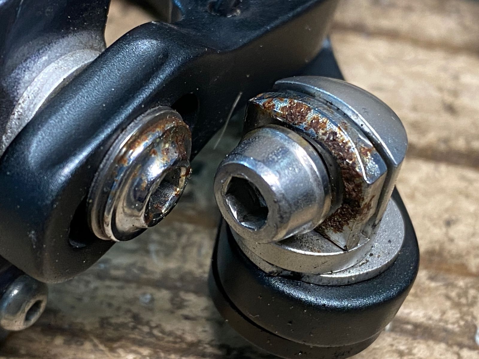 IY894 シマノ SHIMANO アルテグラ ULTEGRA BR-R8000 キャリパー